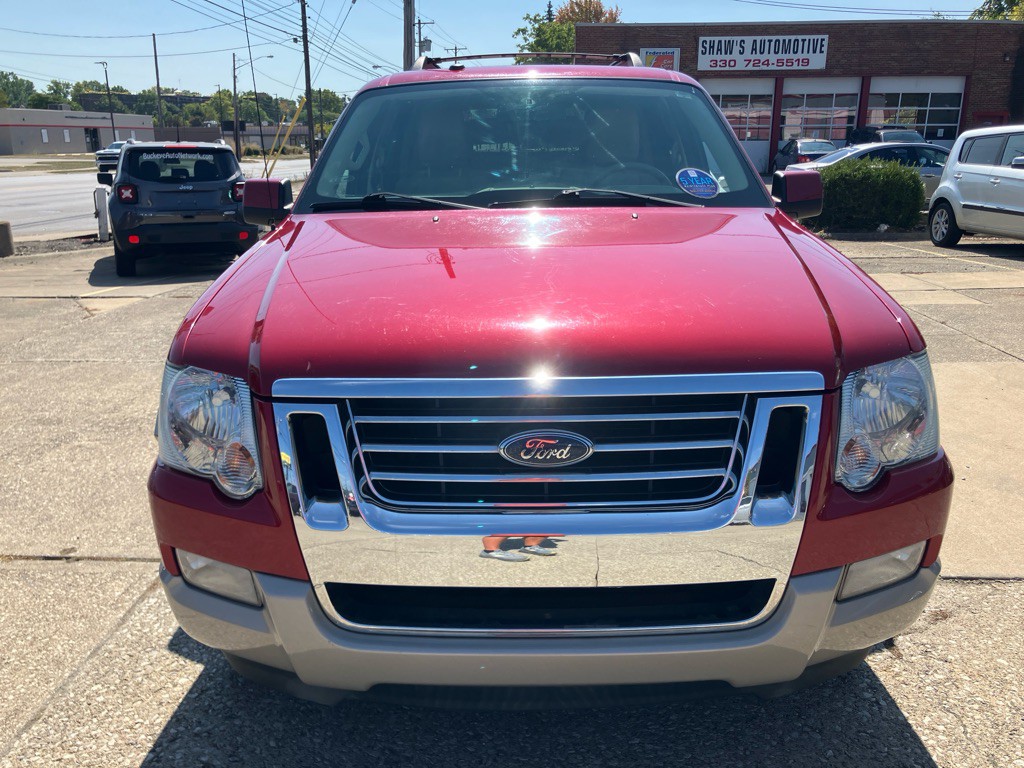 2010 Ford Explorer Image 2