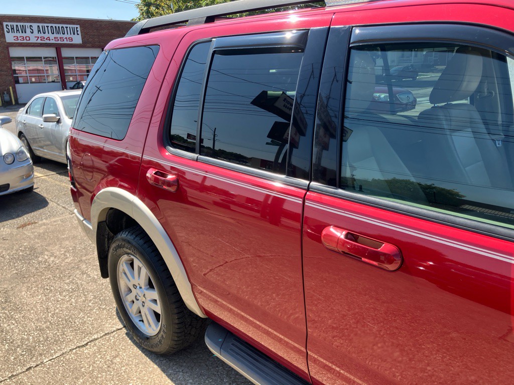 2010 Ford Explorer Image 10
