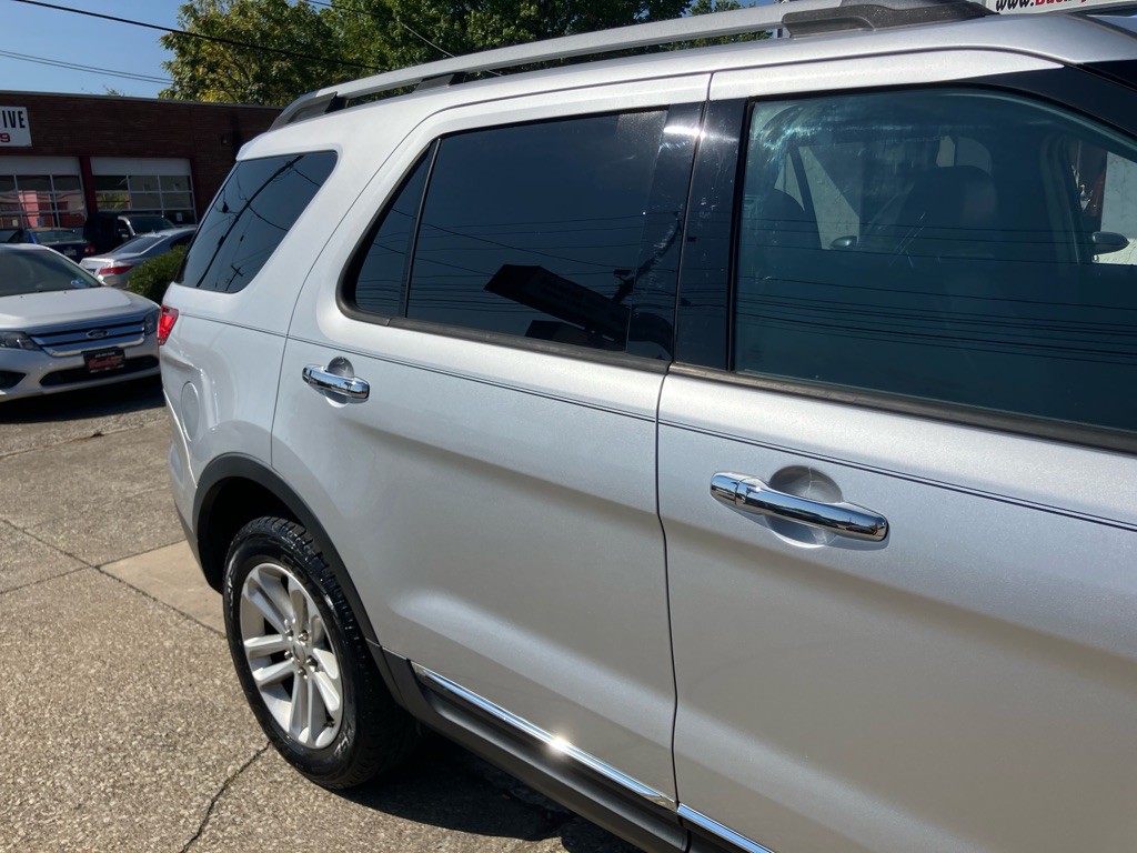 2013 Ford Explorer Image 10