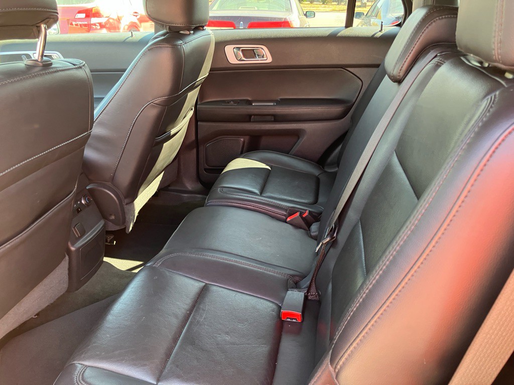 2013 Ford Explorer Image 19