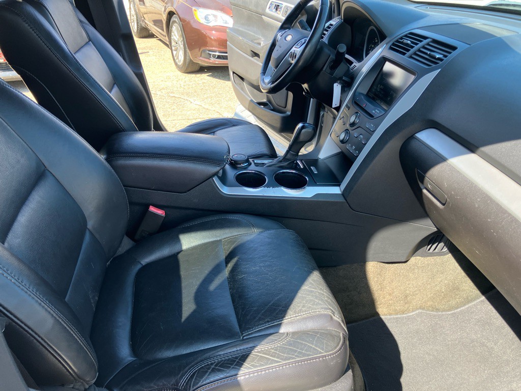 2013 Ford Explorer Image 23