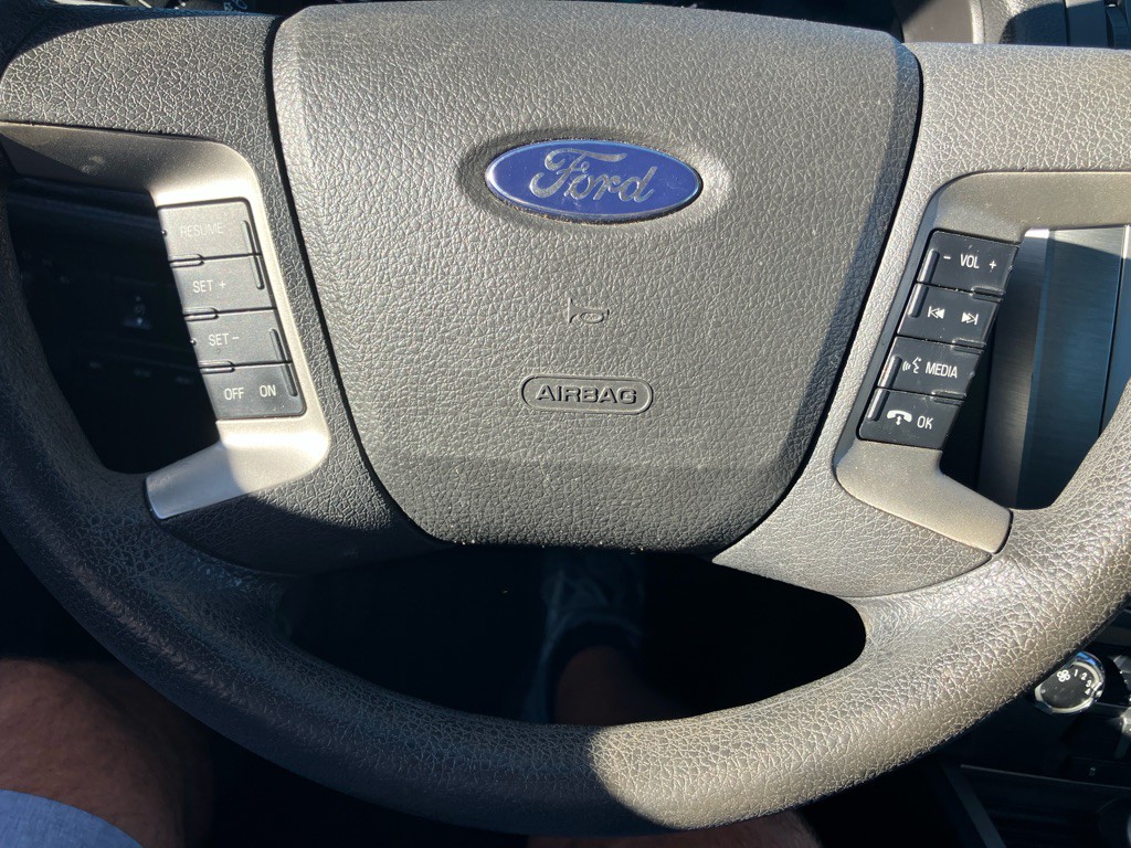 2010 Ford Fusion Image 14