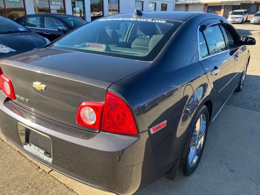 2012 Chevrolet Malibu Image 8