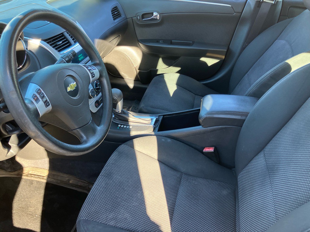 2012 Chevrolet Malibu Image 17