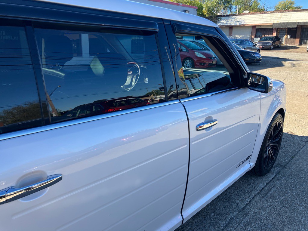 2011 Ford Flex Image 9
