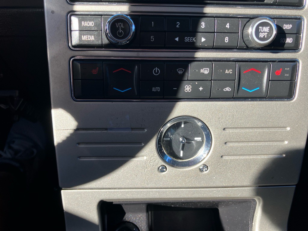 2011 Ford Flex Image 16