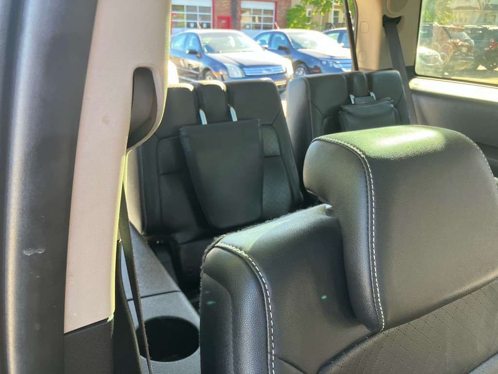 2011 Ford Flex Image 24