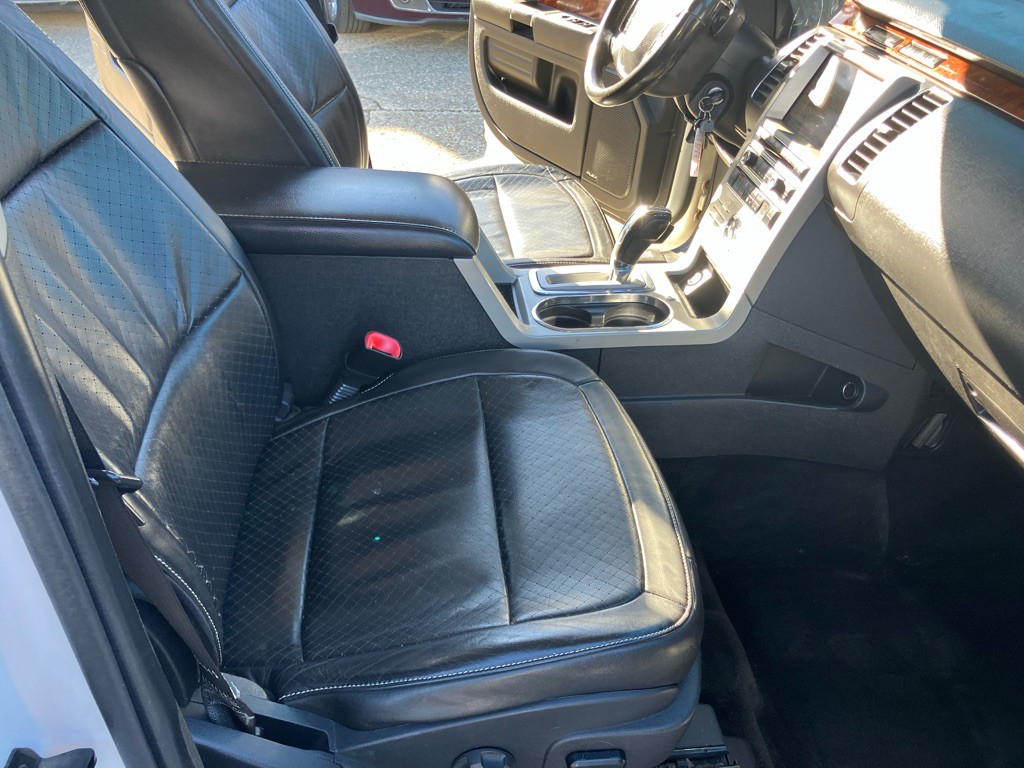 2011 Ford Flex Image 26