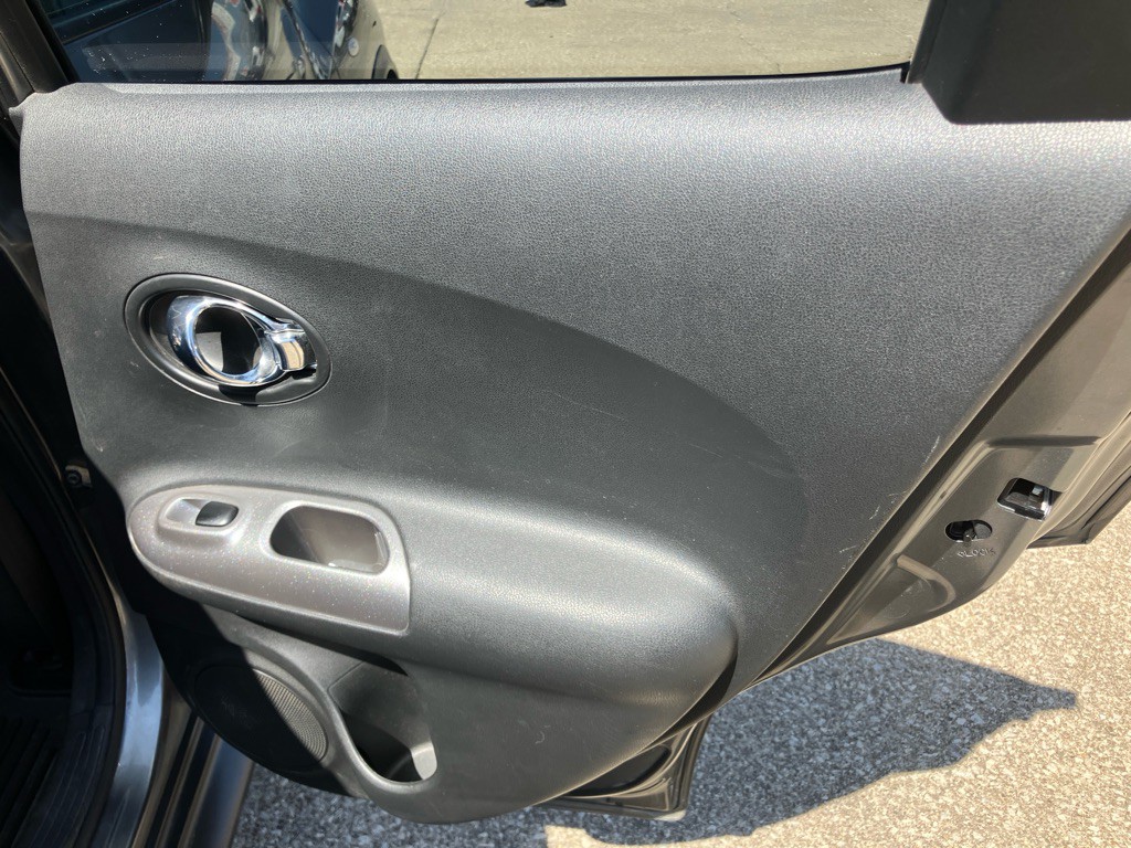 2011 Nissan Juke Image 21