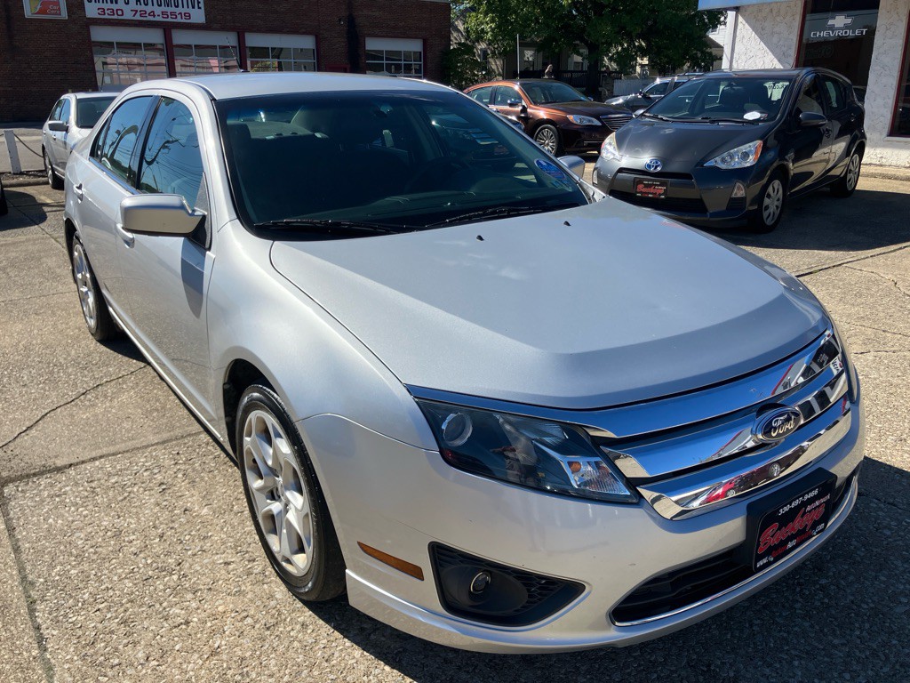 2011 Ford Fusion Image 1