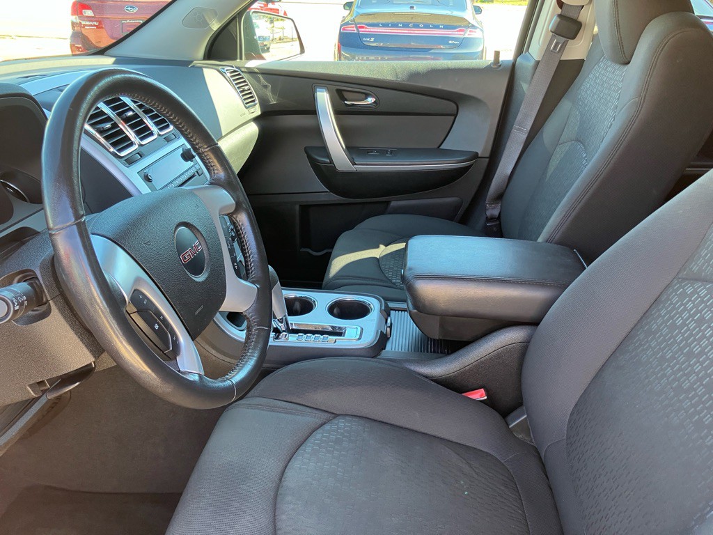2012 GMC Acadia Image 17