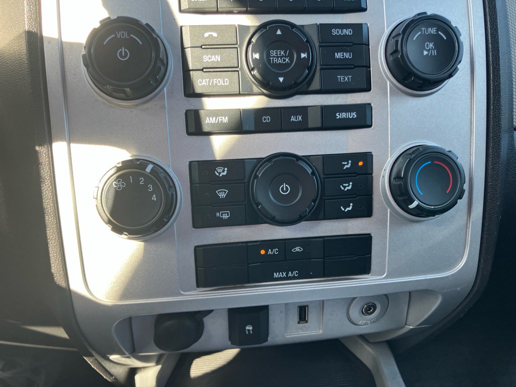 2009 Mercury Mariner Image 16