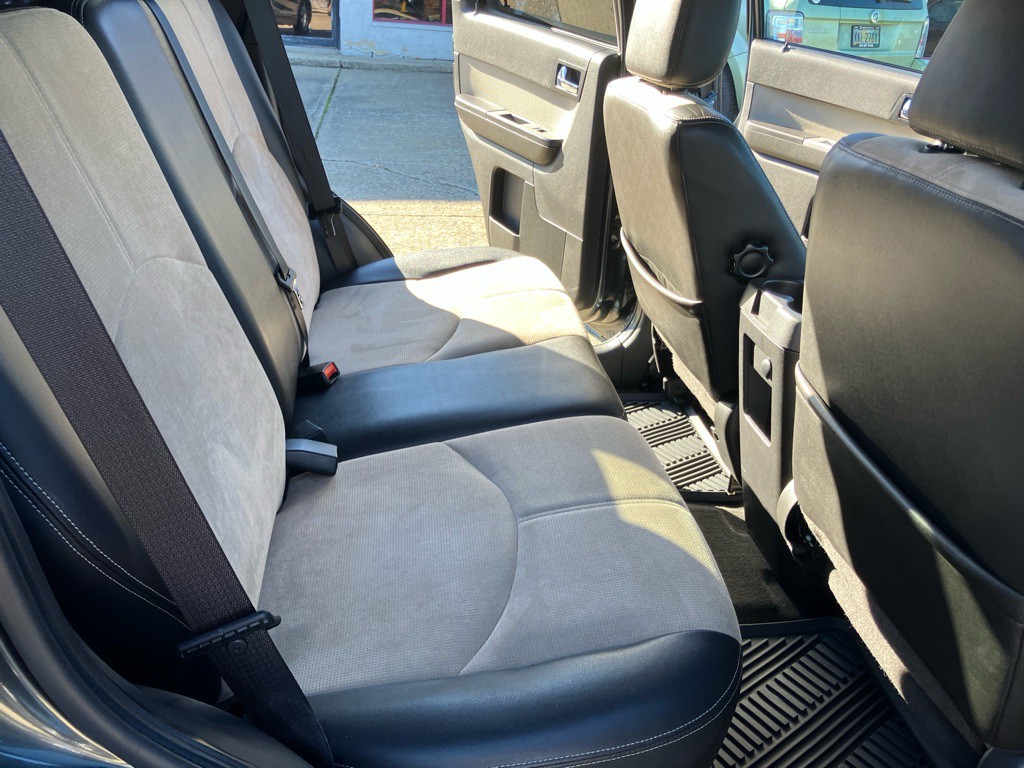 2009 Mercury Mariner Image 22