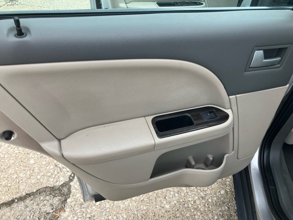 2009 Mercury Sable Image 18