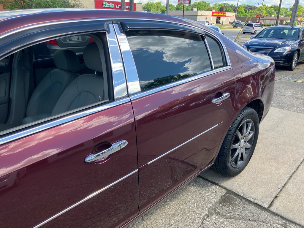 2007 Buick Lucerne Image 4