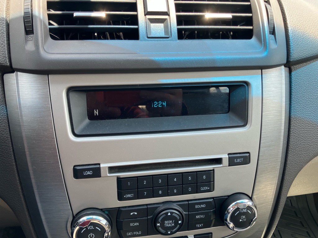 2010 Ford Fusion Image 15