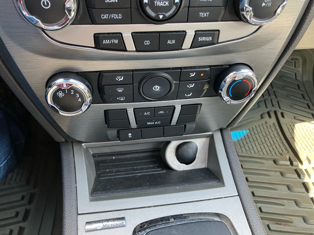 2010 Ford Fusion Image 16