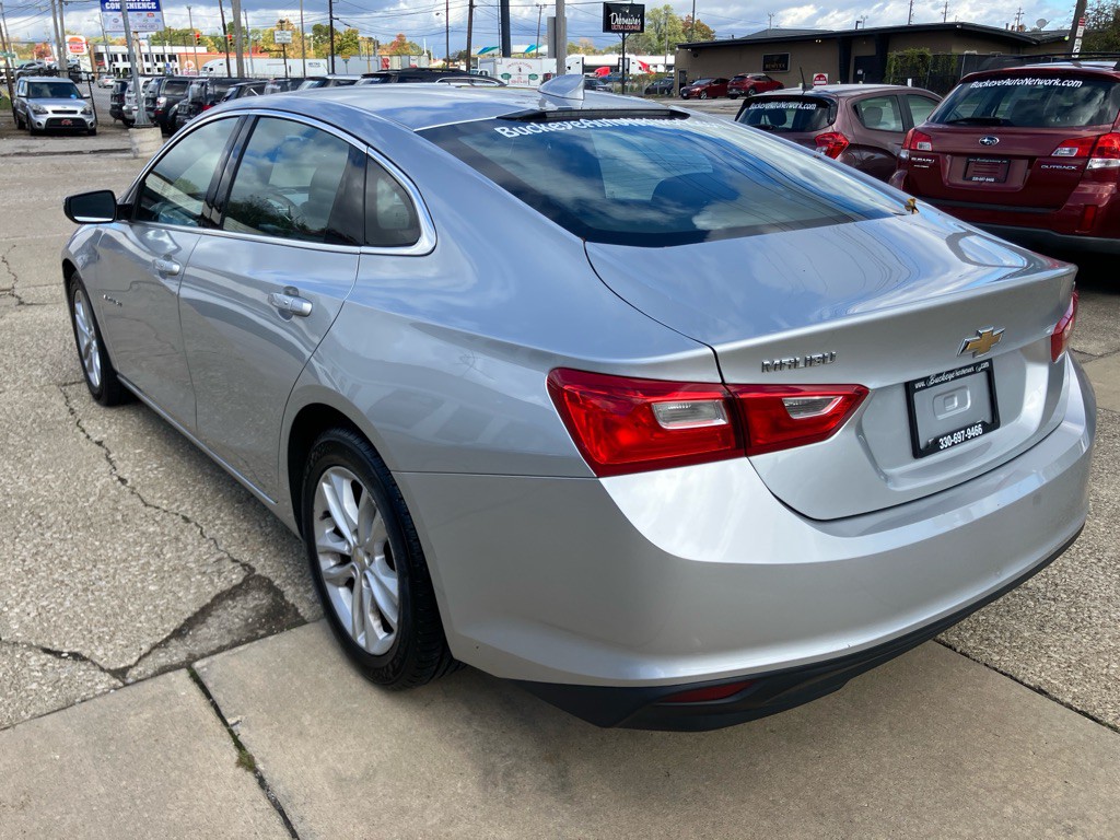 2016 Chevrolet Malibu Image 6