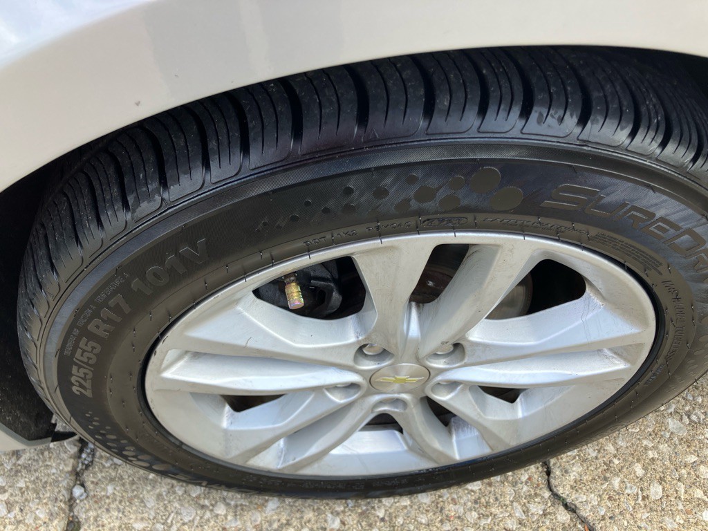 2016 Chevrolet Malibu Image 11