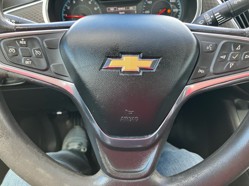 2016 Chevrolet Malibu Image 13