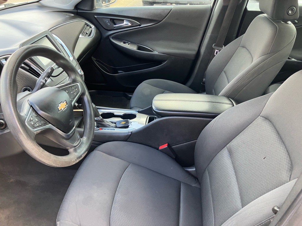 2016 Chevrolet Malibu Image 17