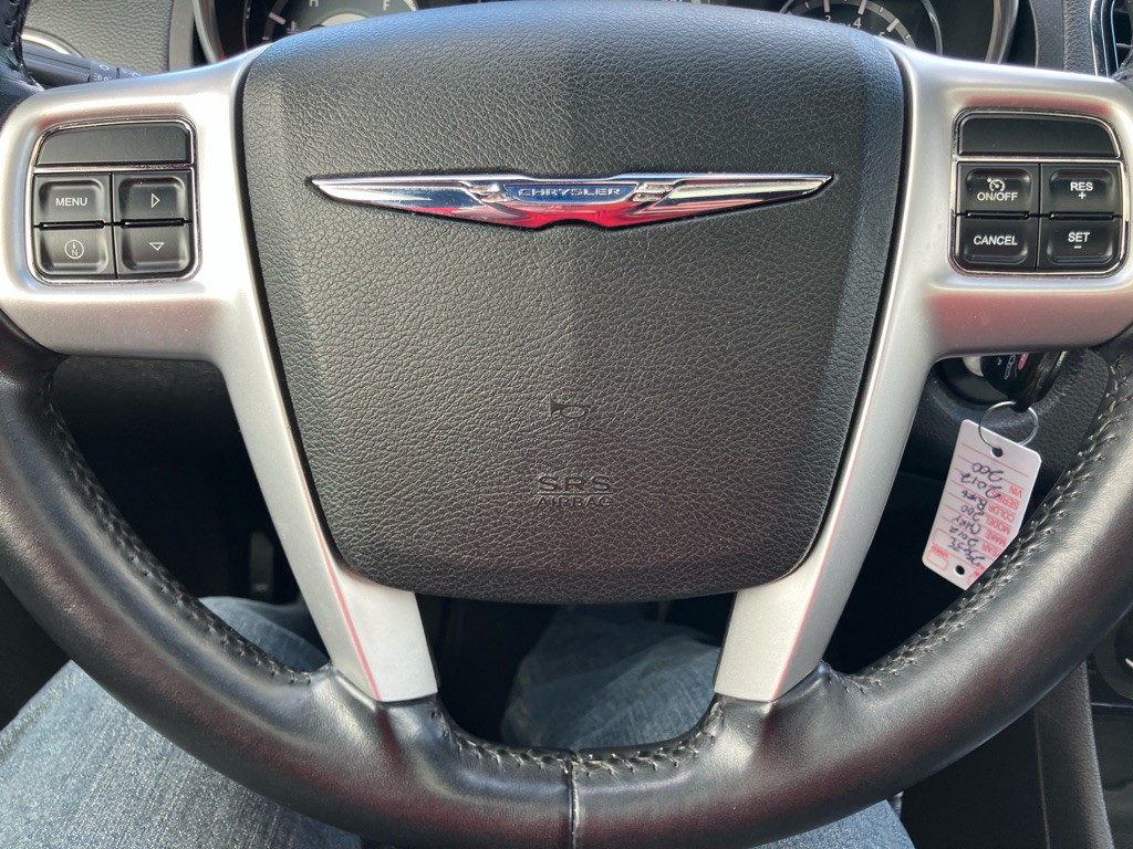 2012 Chrysler 200 Image 14