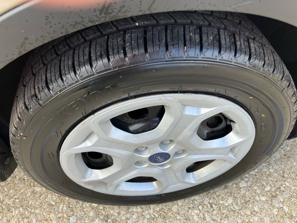 2017 Ford Escape Image 11