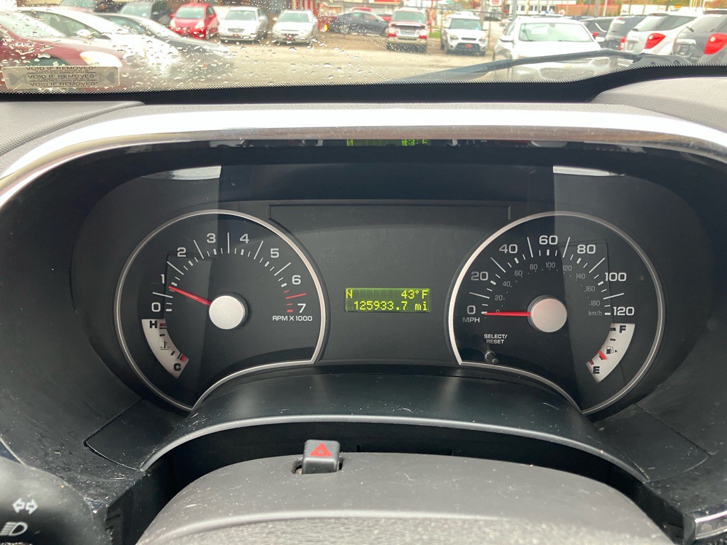 2010 Ford Explorer Image 12