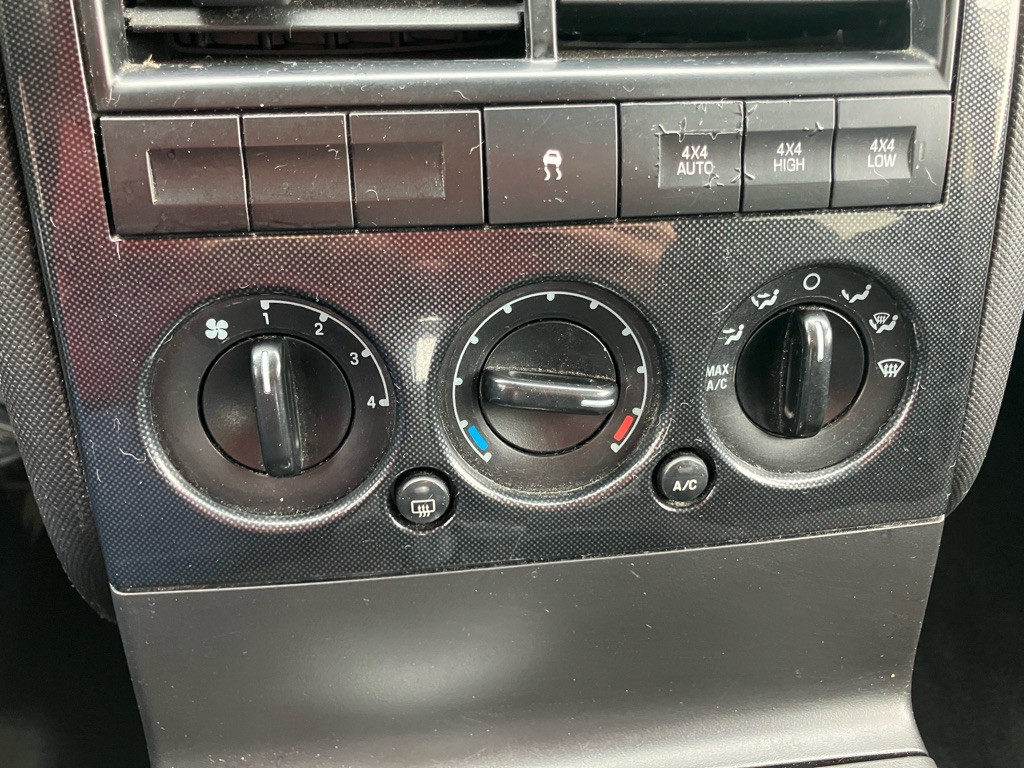 2010 Ford Explorer Image 15