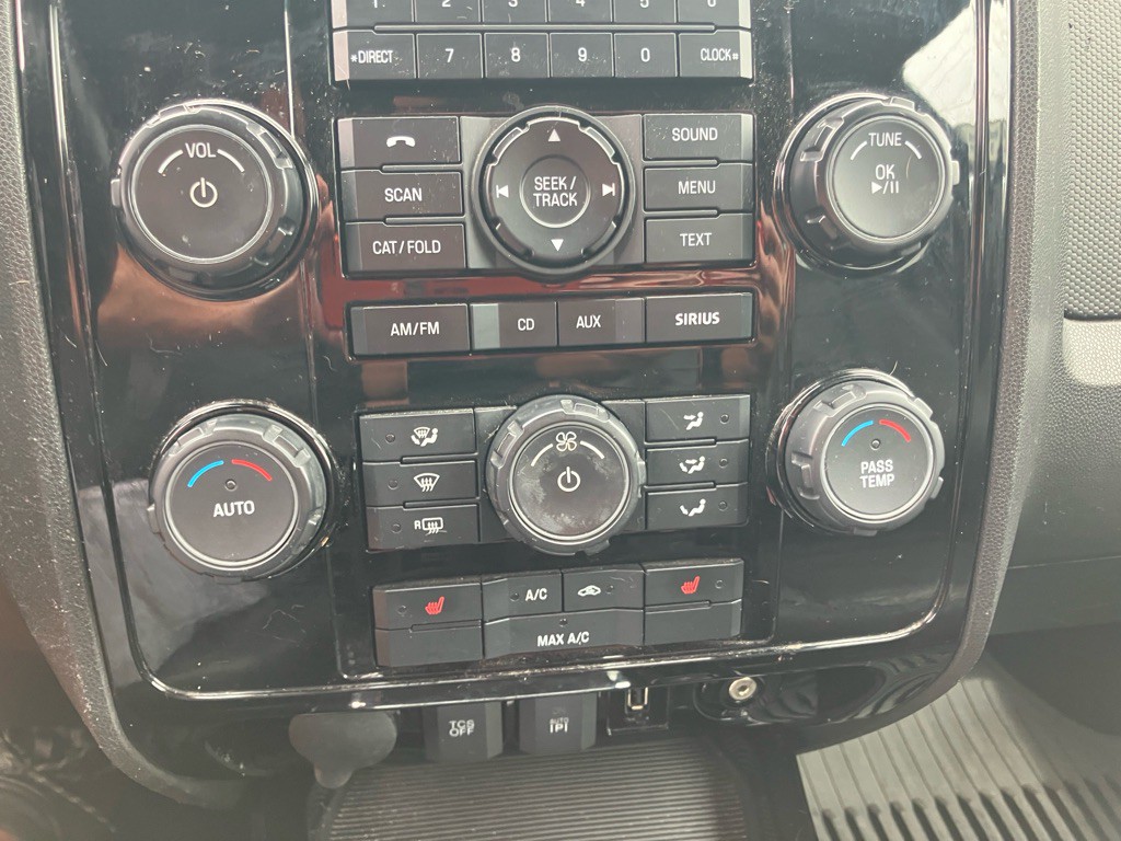 2011 Ford Escape Image 16