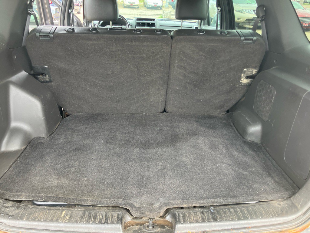 2011 Ford Escape Image 24
