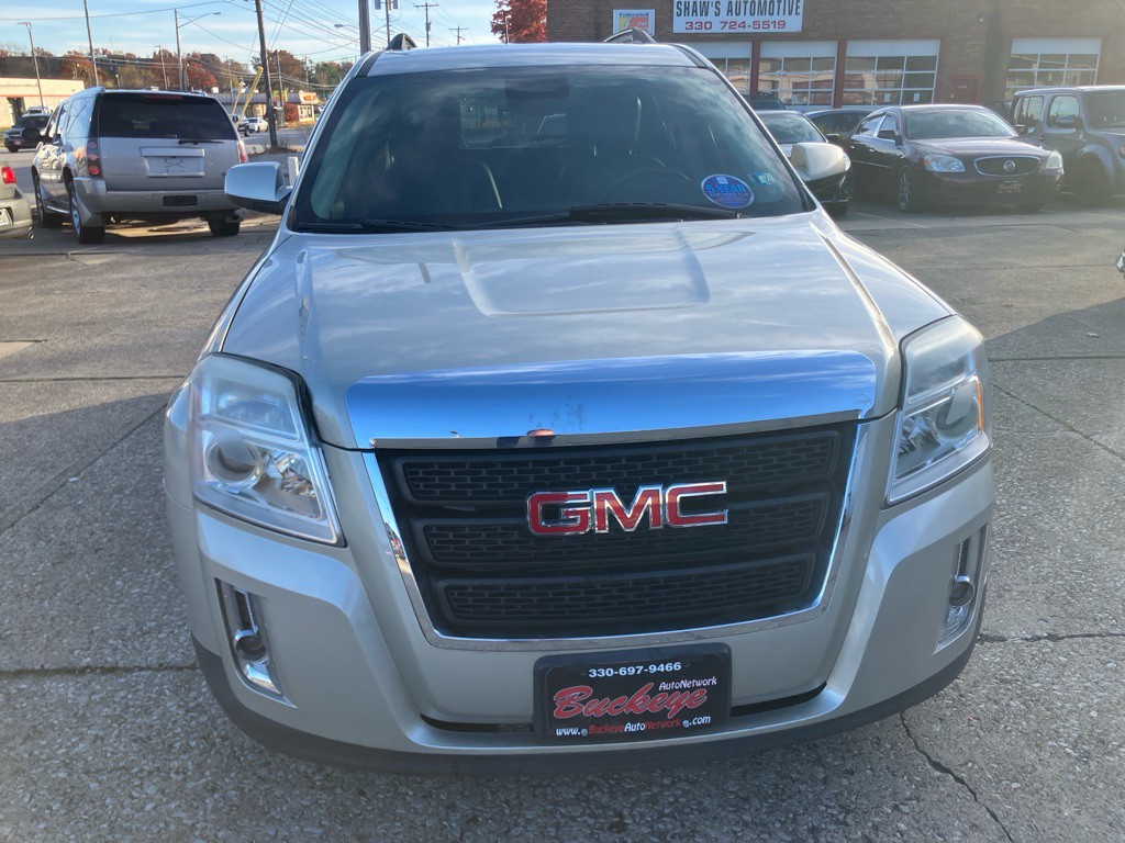 2015 GMC Terrain Image 2