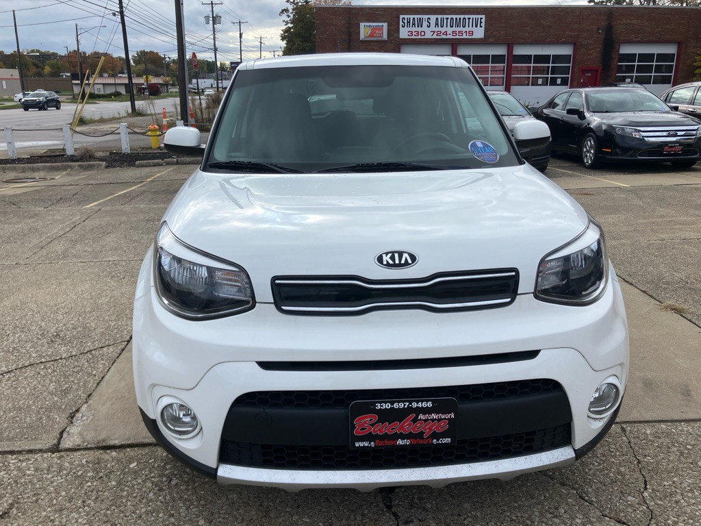 2017 Kia Soul Image 2