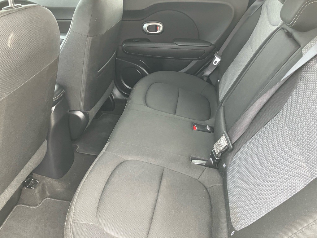 2017 Kia Soul Image 19