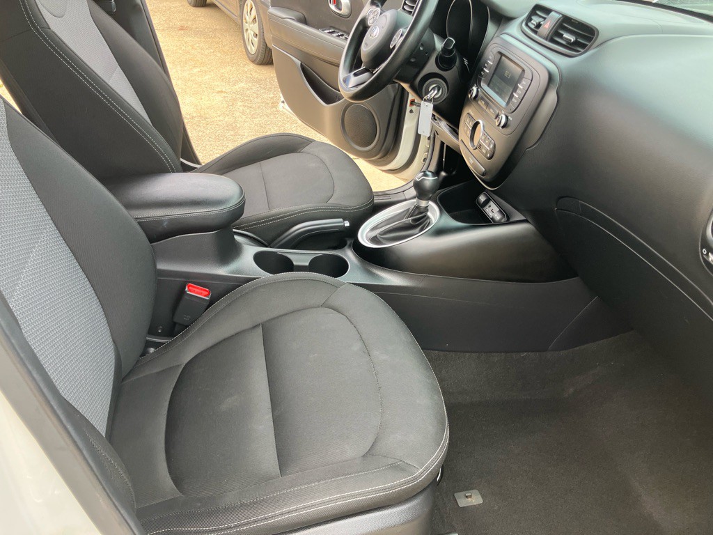 2017 Kia Soul Image 23