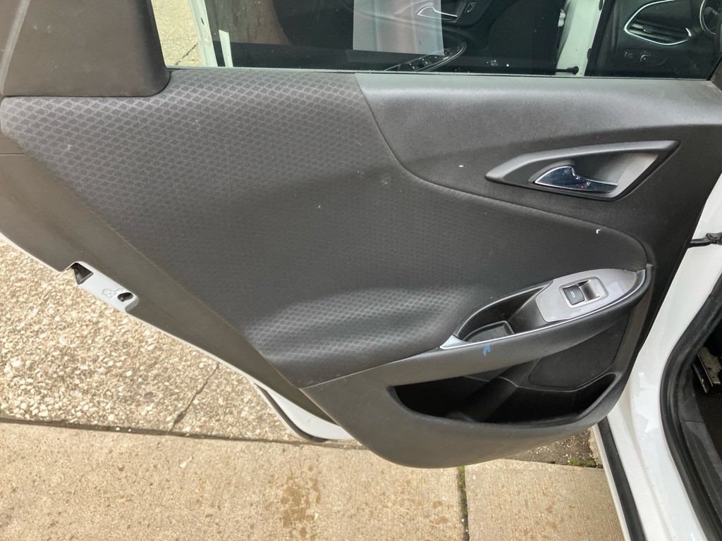 2016 Chevrolet Malibu Image 19