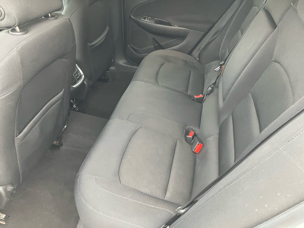 2016 Chevrolet Malibu Image 20