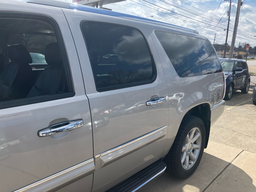 2007 GMC Yukon Image 4