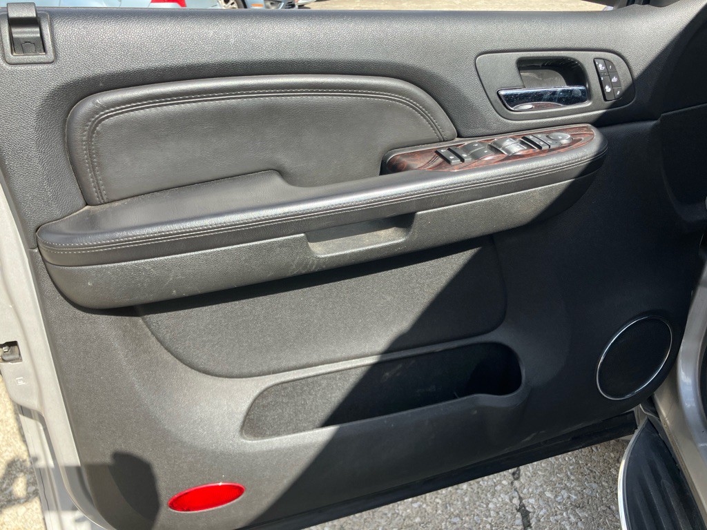 2007 GMC Yukon Image 17