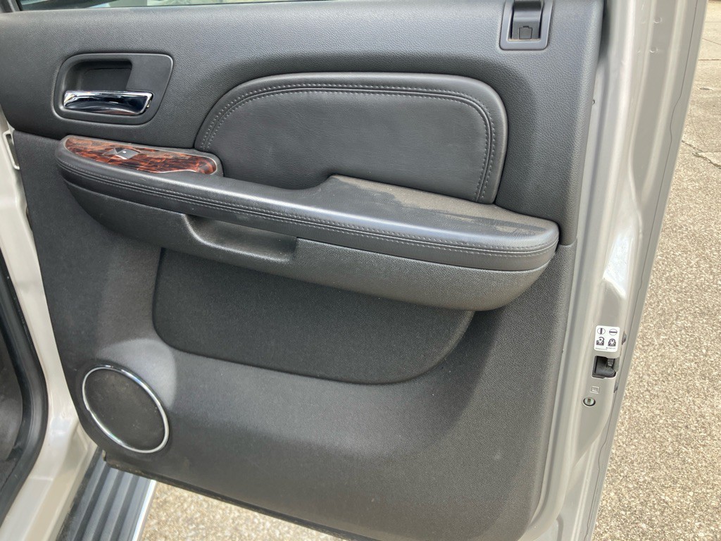 2007 GMC Yukon Image 23