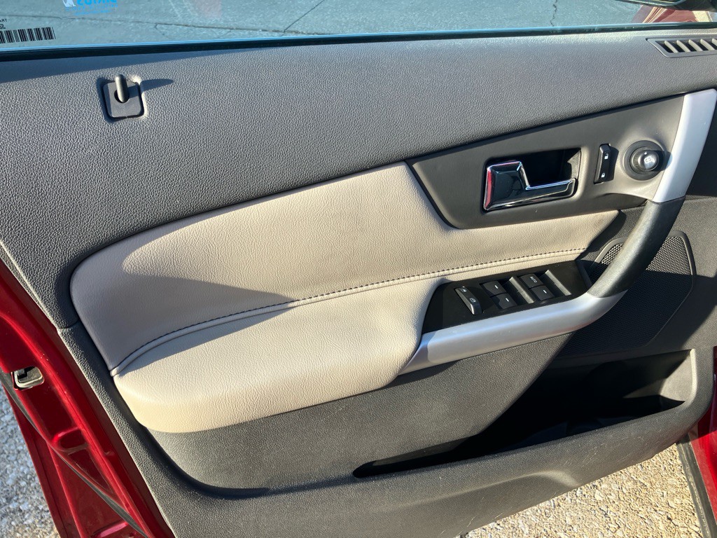 2014 Ford Edge Image 16