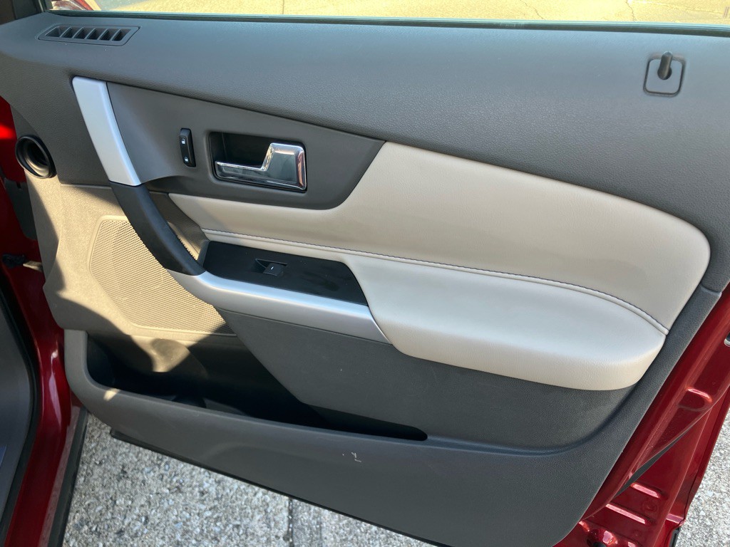 2014 Ford Edge Image 22