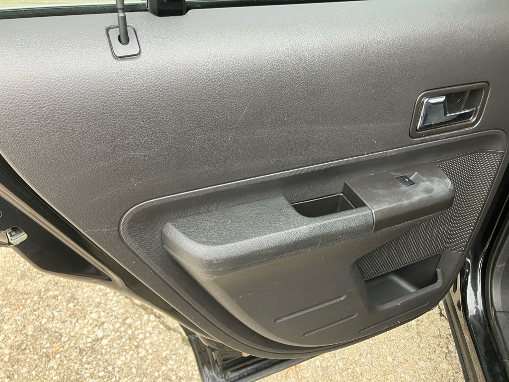 2010 Ford Edge Image 18