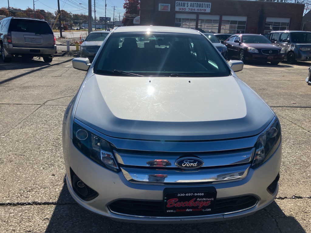 2011 Ford Fusion Image 2