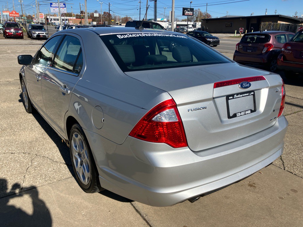 2011 Ford Fusion Image 6