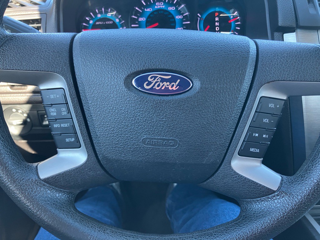 2011 Ford Fusion Image 13