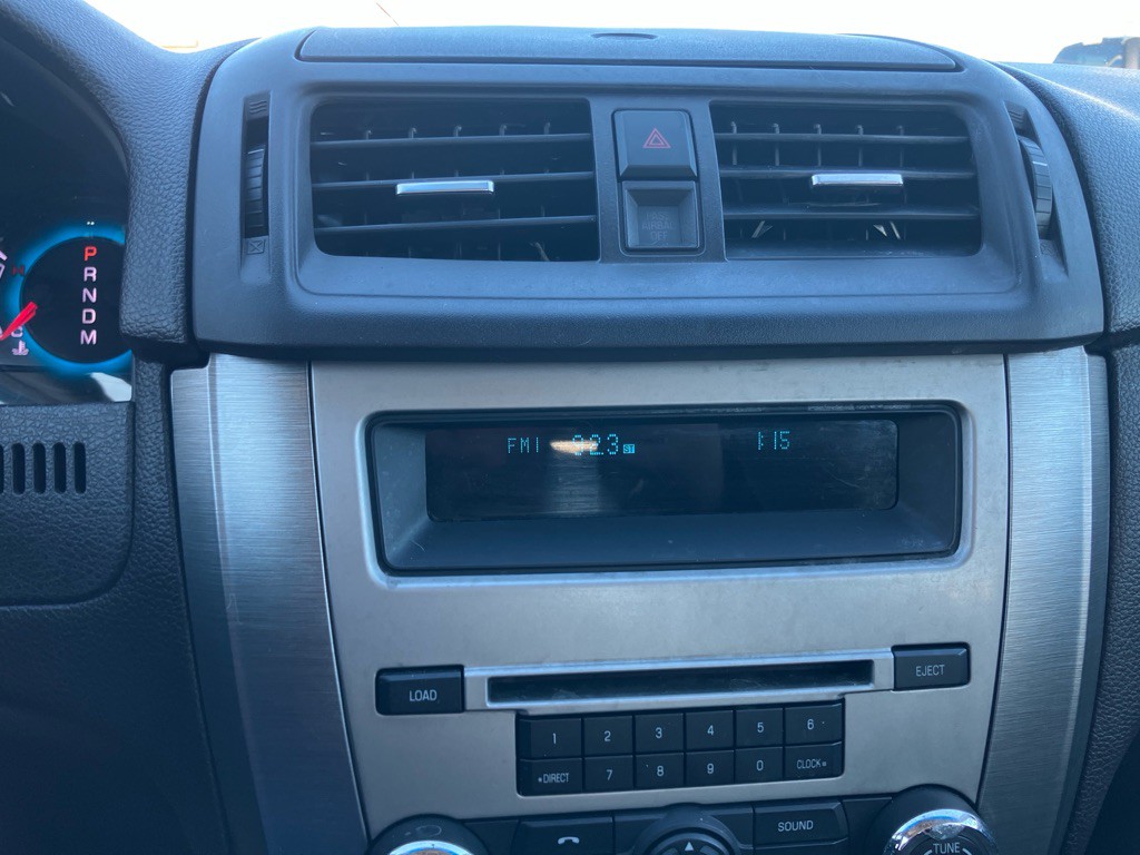 2011 Ford Fusion Image 14