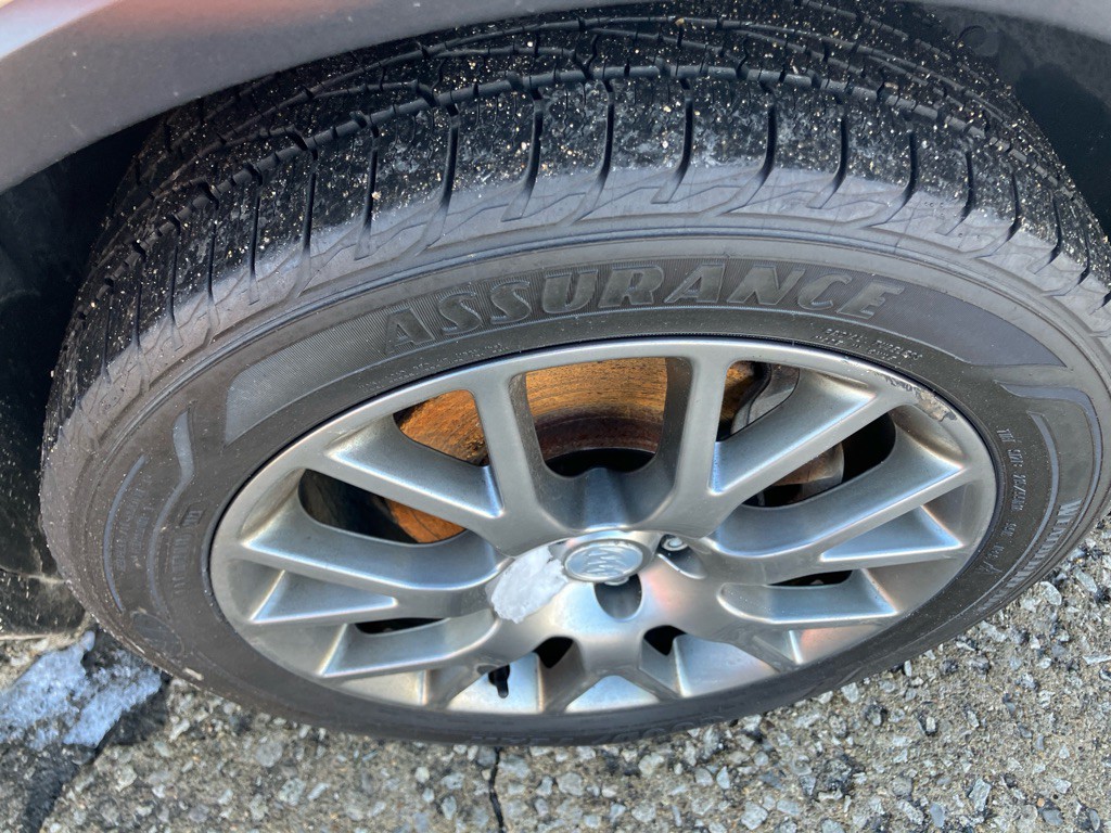 2017 Buick Enclave Image 11