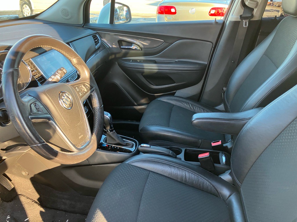 2017 Buick Enclave Image 17