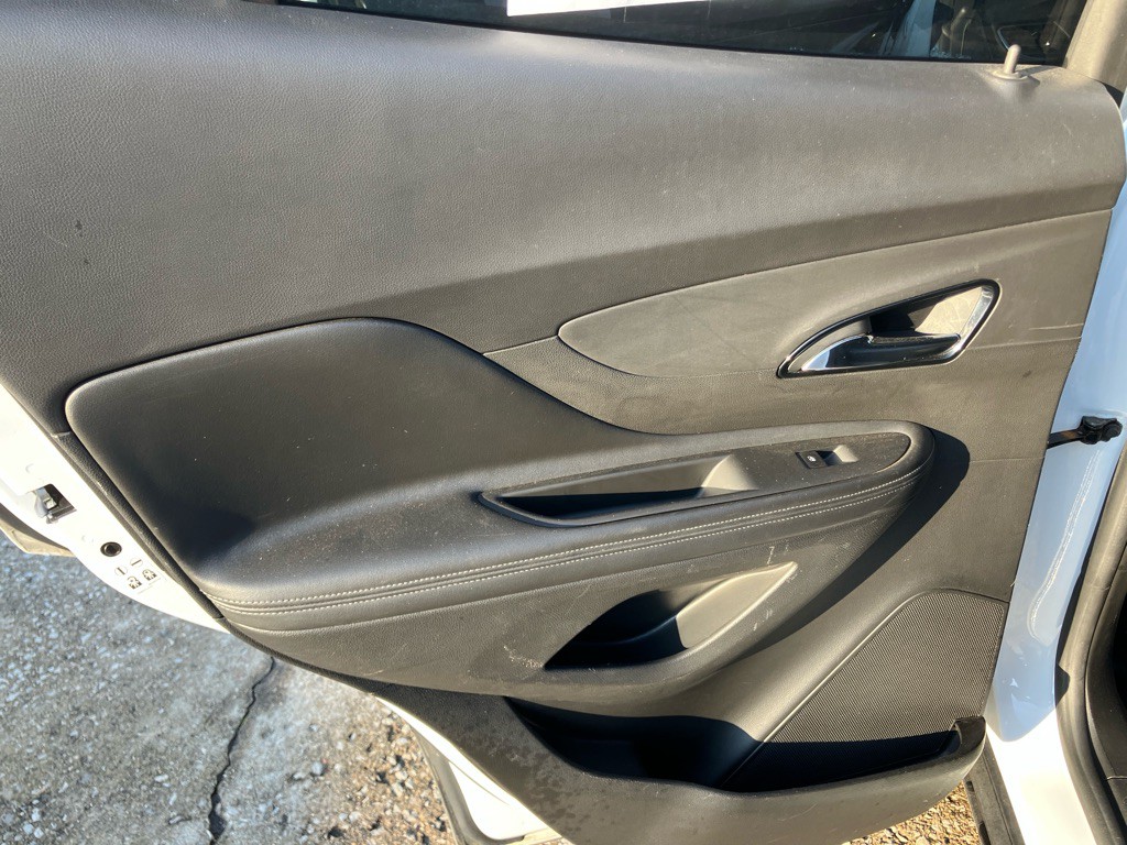 2017 Buick Enclave Image 18